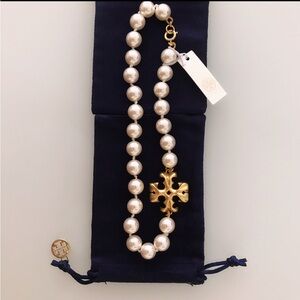 Elegant Pearl Necklace with Gold Accents